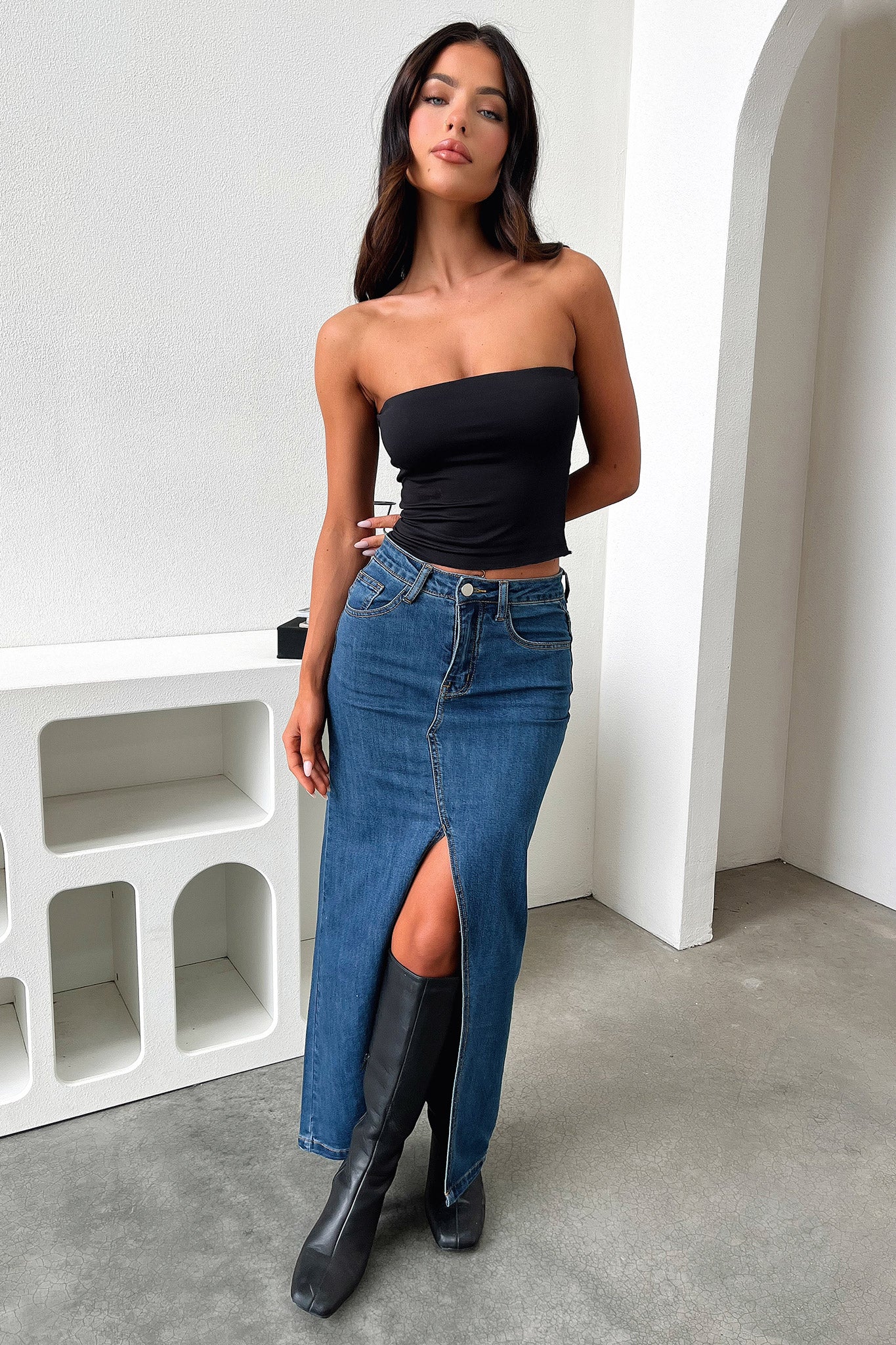 Ashwood Top - Black - Image 2