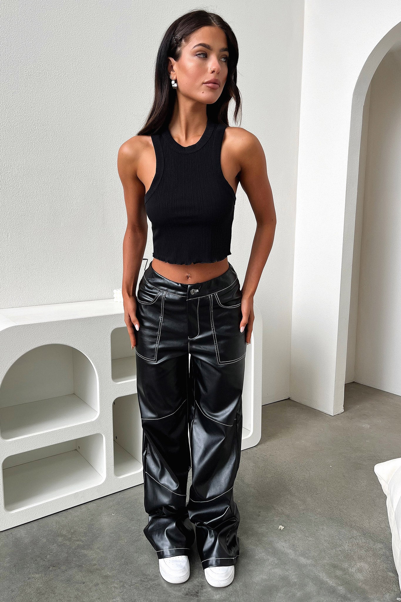 Diana Singlet - Black - Image 3