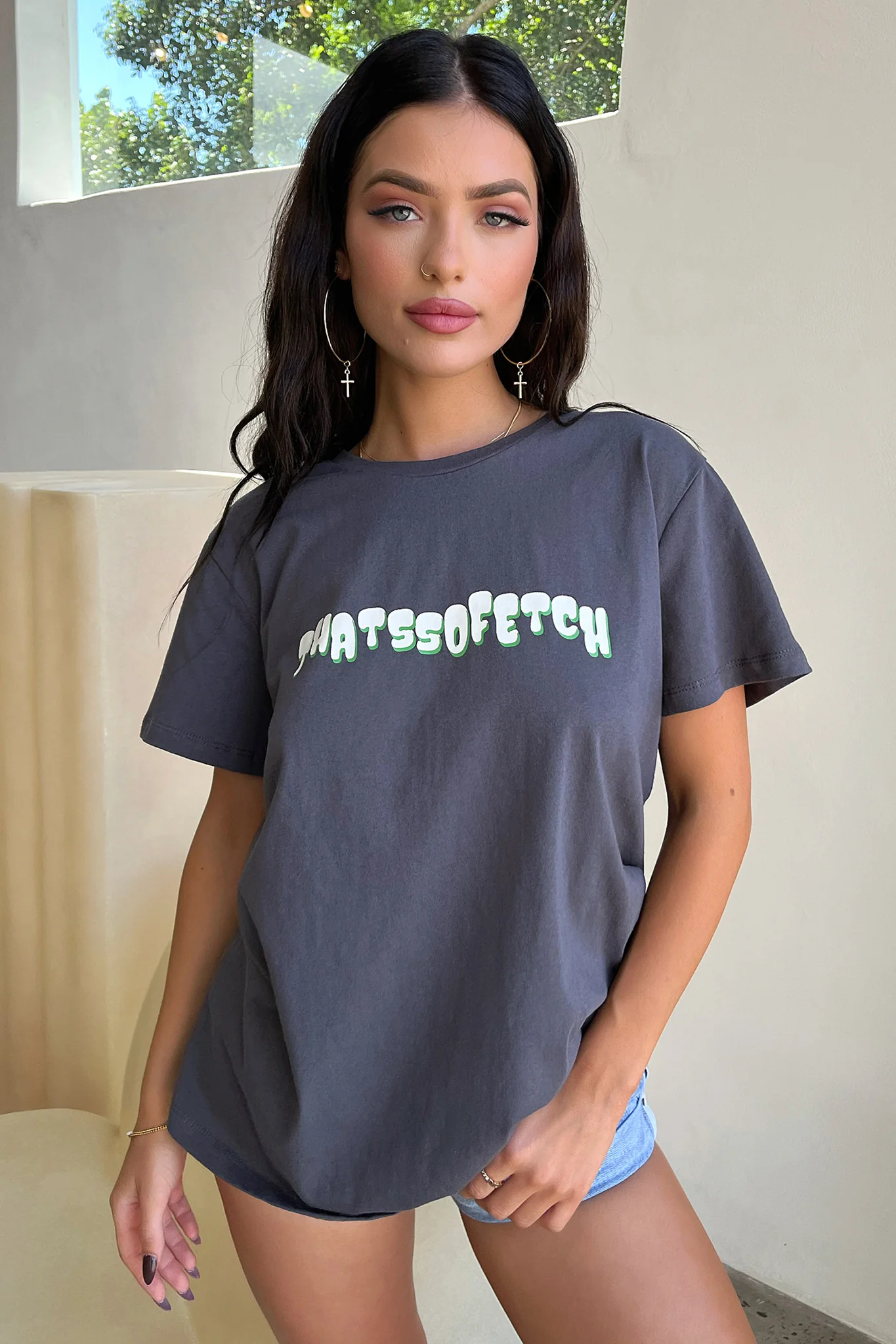 Low Down Tee - Charcoal - Image 3