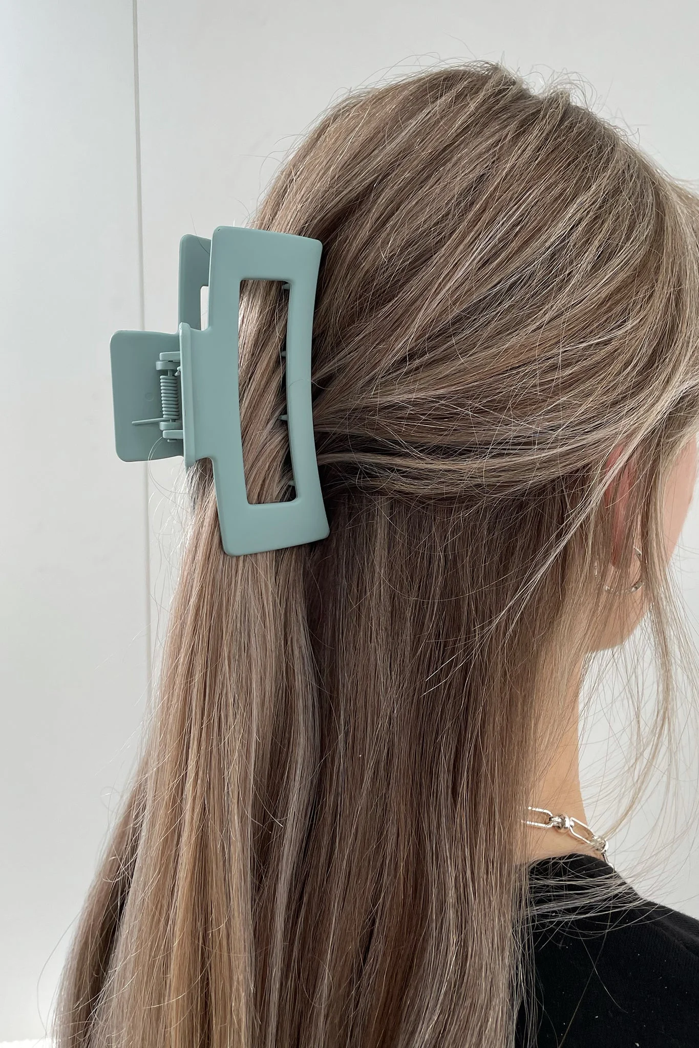 Mika Claw Clip - Teal - Image 3