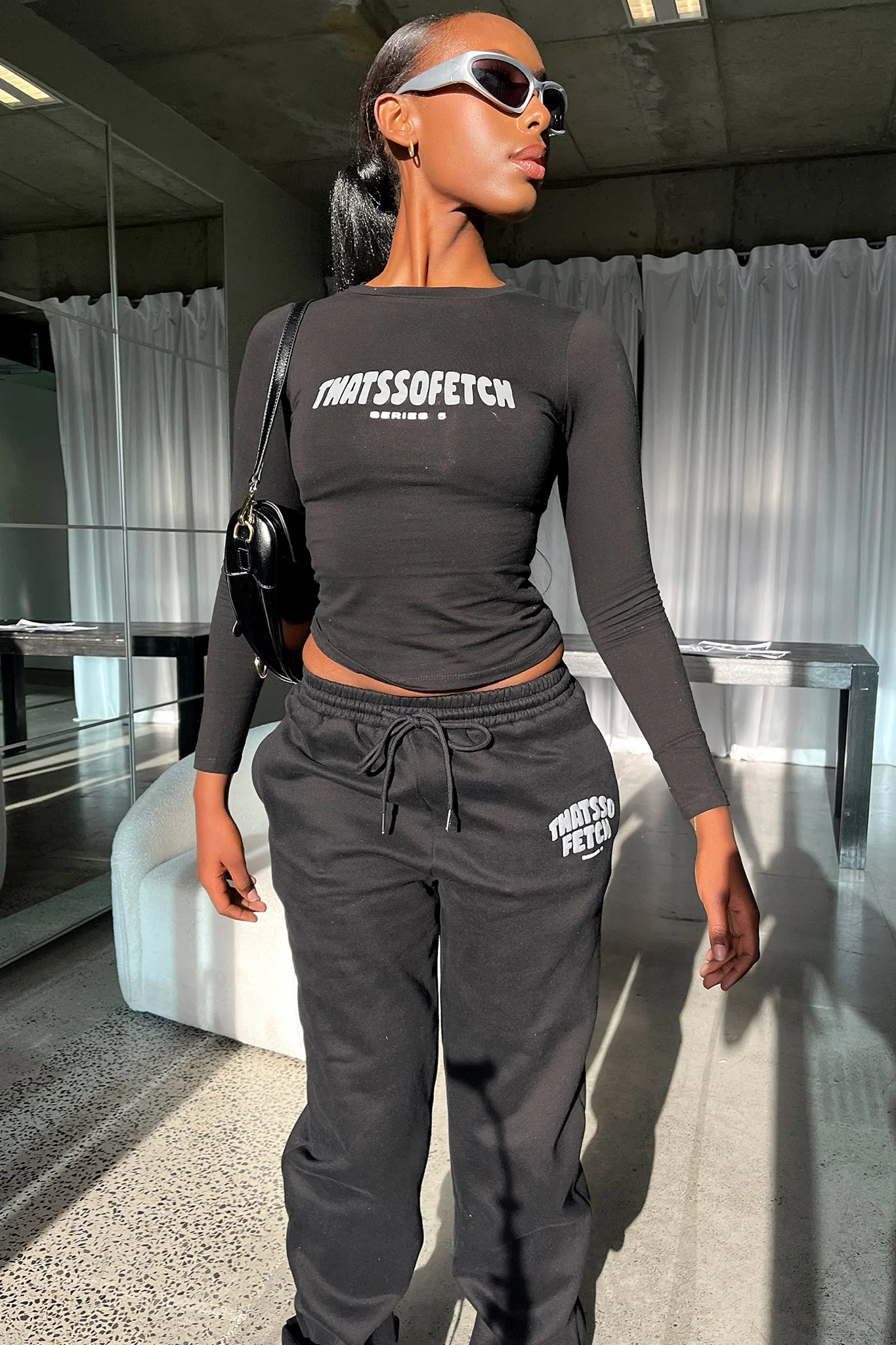 Series 5 Long Sleeve Tee - Black - Image 4